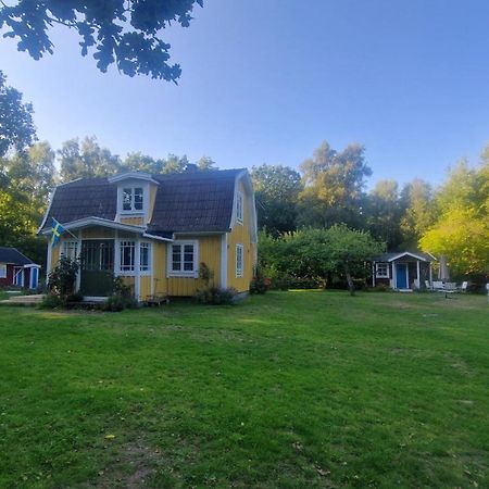 Trevliga Stugor I Torhamn, Perfekt Foer Familjer Karlskrona Ngoại thất bức ảnh